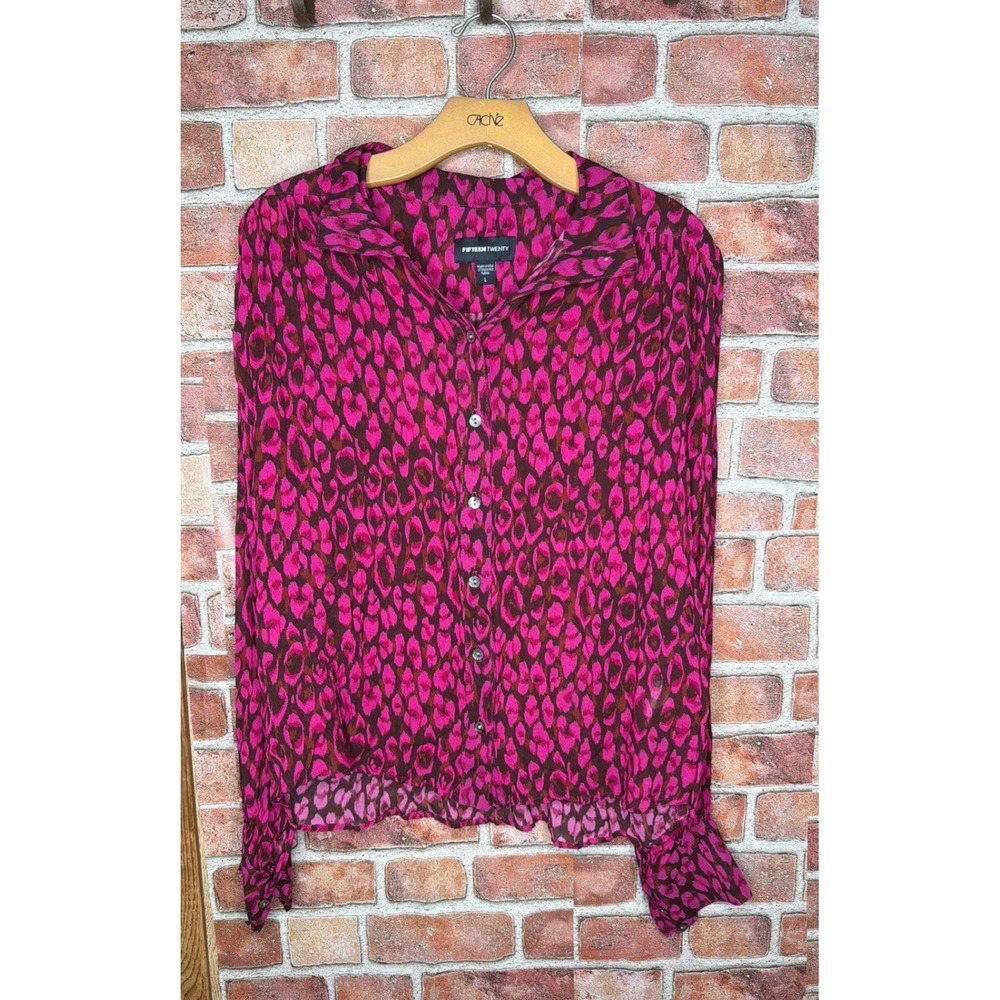 Fifteen Twenty Pink Brown Leopard Print Button Down Blouse Long Sleeve Large